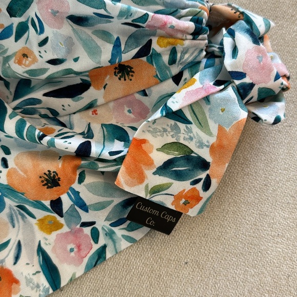 NWOT Floral Scrub Cap - Picture 2 of 3